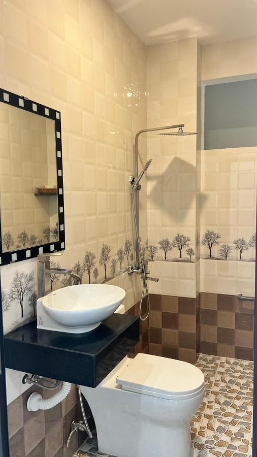 Co Ba Homestay Куинён Экстерьер фото